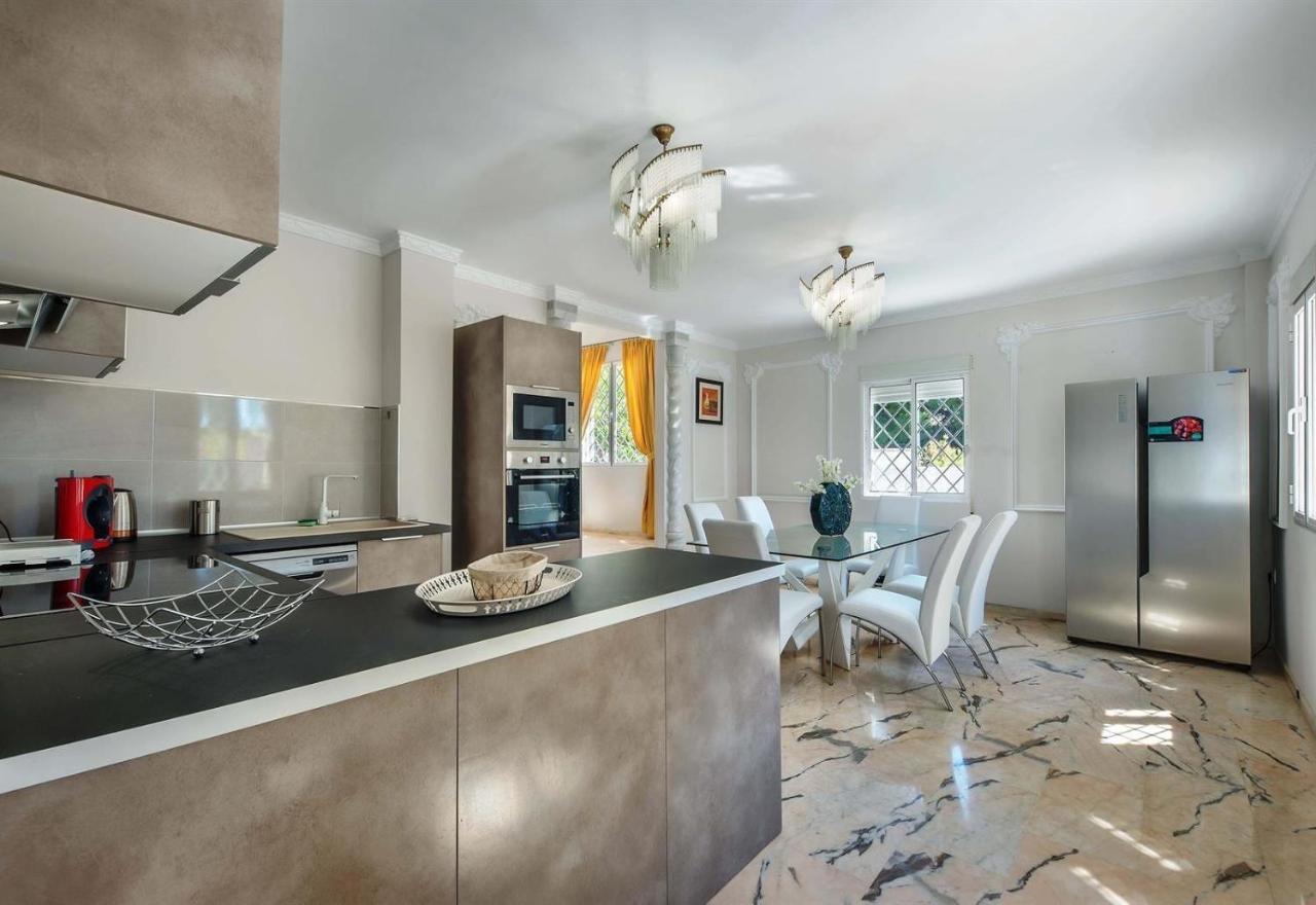 Villa Domus Vesta Marbella Buitenkant foto