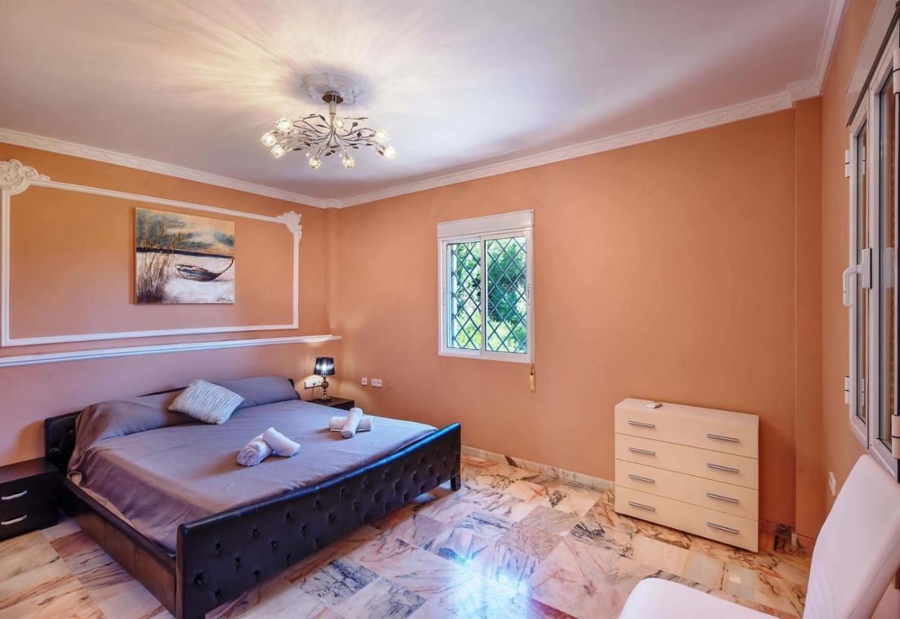 Villa Domus Vesta Marbella Buitenkant foto